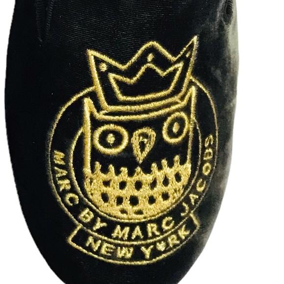 MARC BY MARC JACOBS Black Velvet Owl Smoking Slipper - Picture 3 of 14
